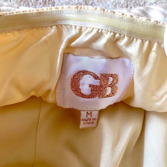 Gianni Bini Cream and Gold Cocktail Dress - Picture 5 of 8